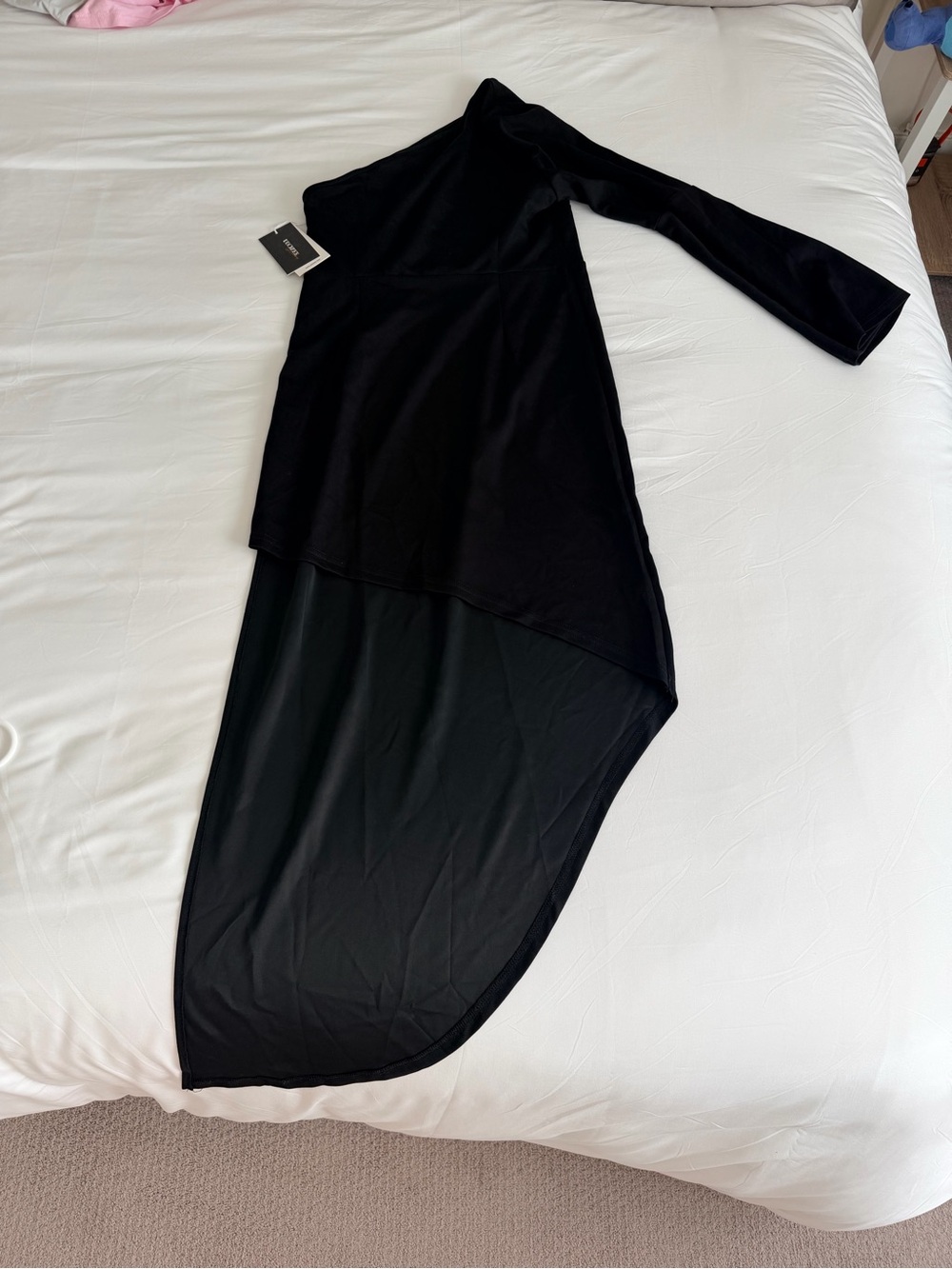 Black One-Shoulder Asymmetric Maxi Dress
